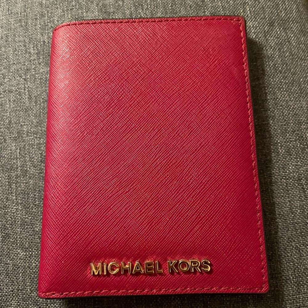 Red Michael kors passport and credit card holder